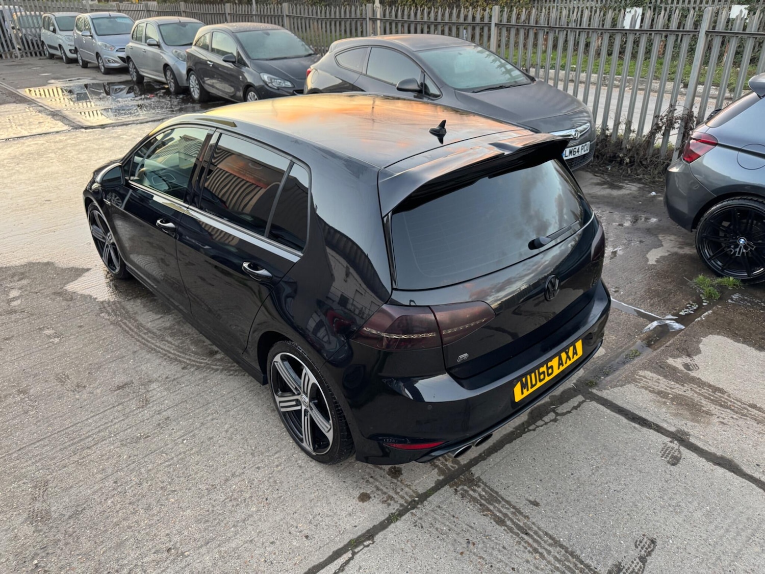 Used Volkswagen Golf 2017 for sale - 76638793: Photo 9