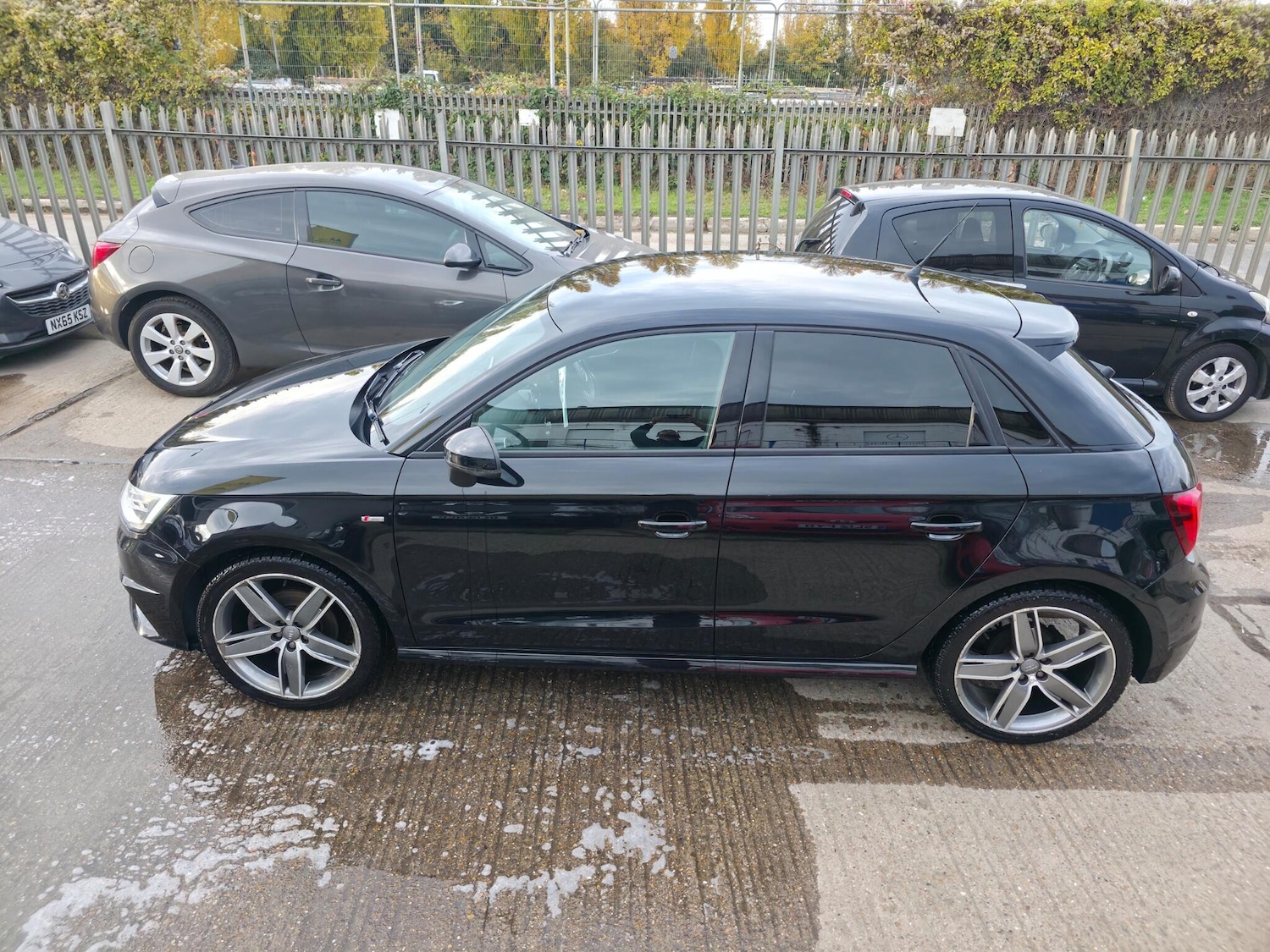 Used Audi A1 for sale - 76996157: Photo 10