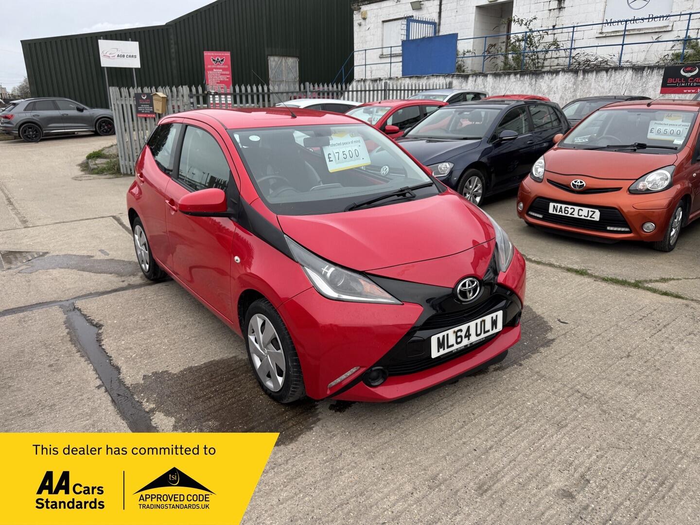 Used Toyota AYGO 2014 for sale - 77892105: Photo 1
