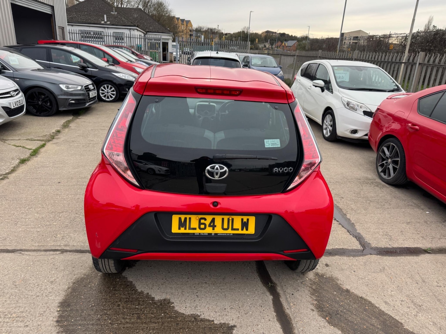 Used Toyota AYGO 2014 for sale - 77892105: Photo 11