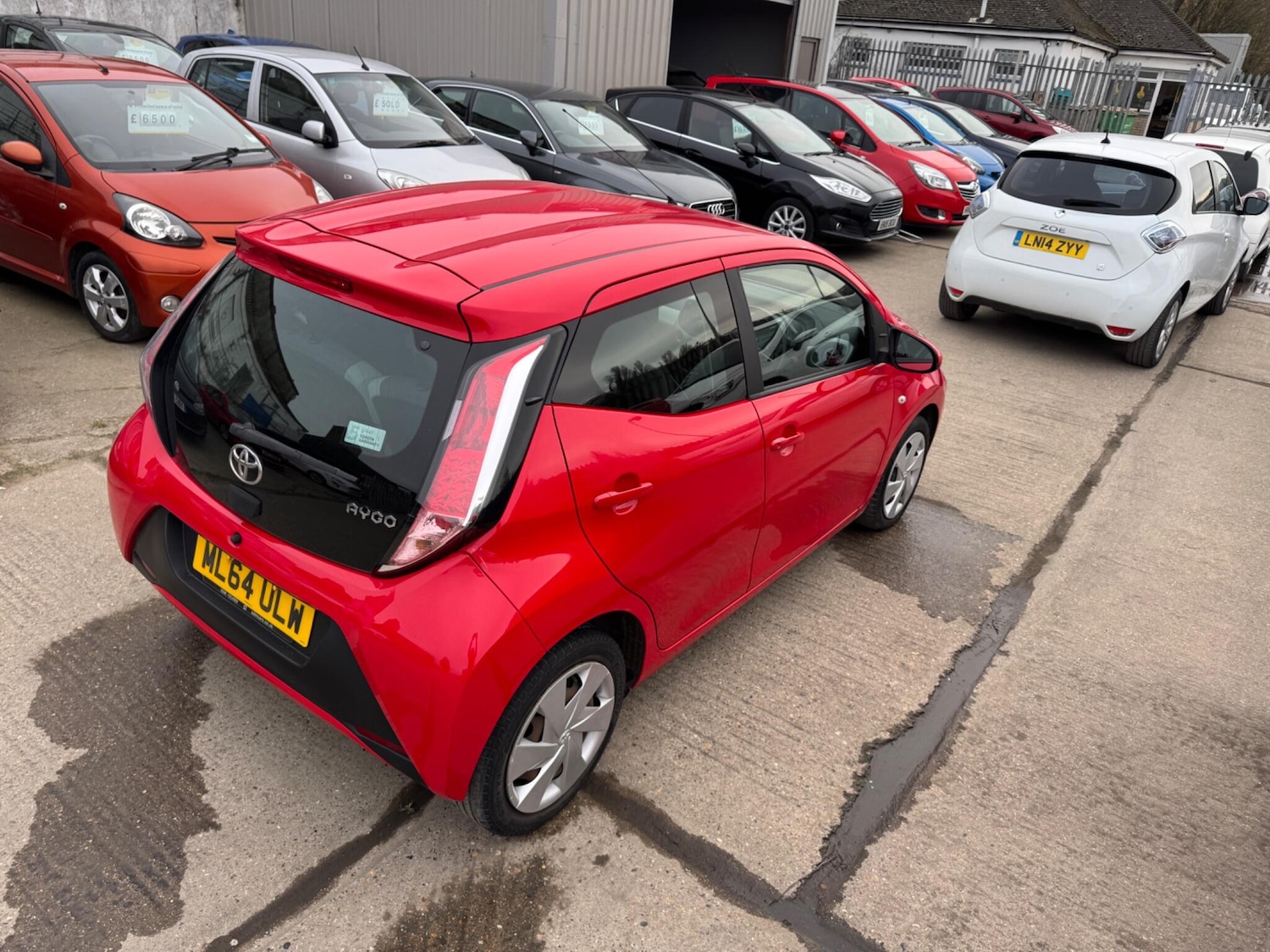 Used Toyota AYGO 2014 for sale - 77892105: Photo 15