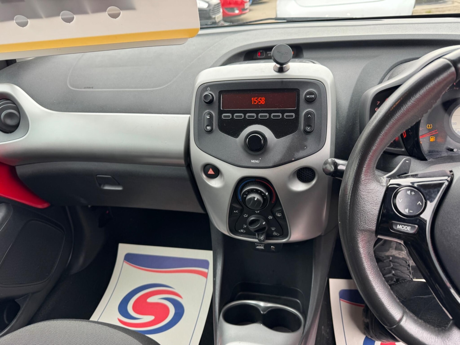 Used Toyota AYGO 2014 for sale - 77892105: Photo 19