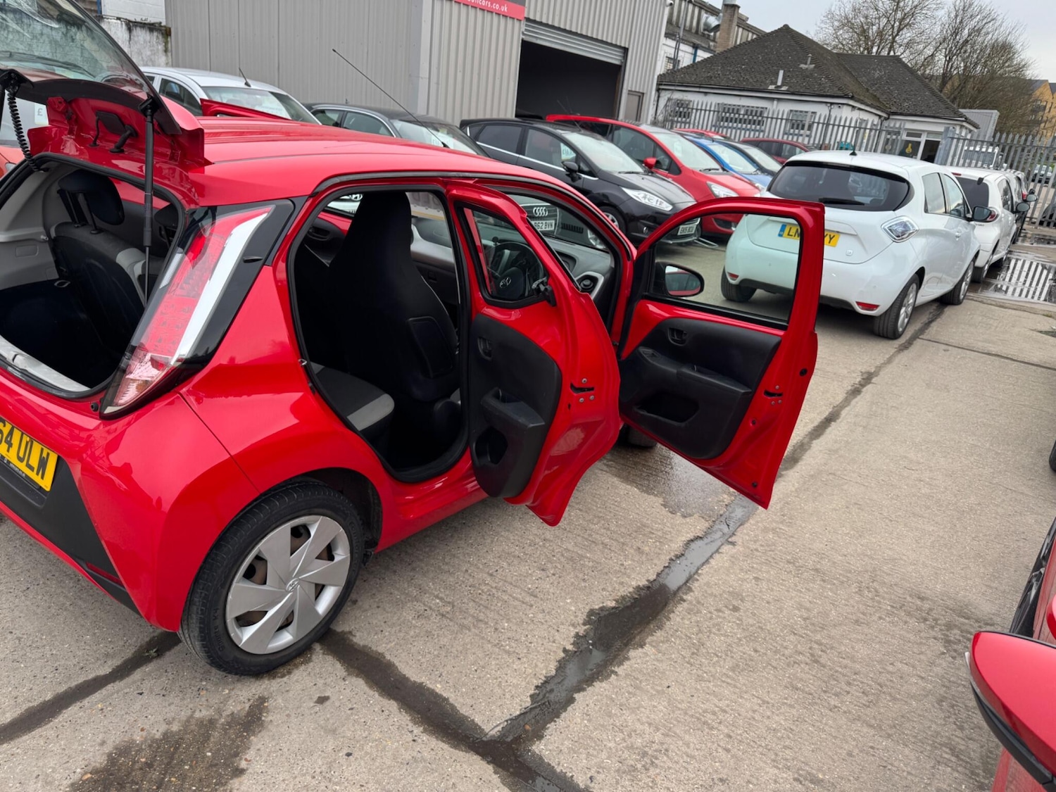 Used Toyota AYGO 2014 for sale - 77892105: Photo 30