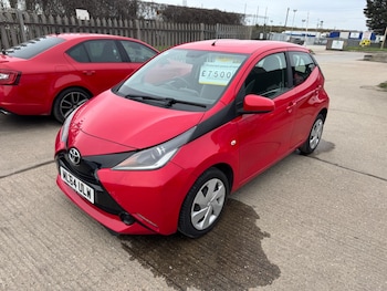 Used Toyota AYGO 2014 for sale - 77892105: Photo