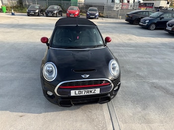 Used MINI Convertible 2017 for sale - 79181807: Photo