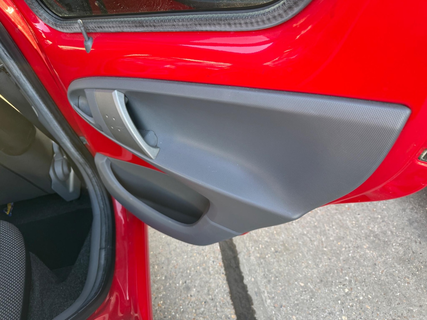 Used Toyota AYGO 2012 for sale - 78184955: Photo 20