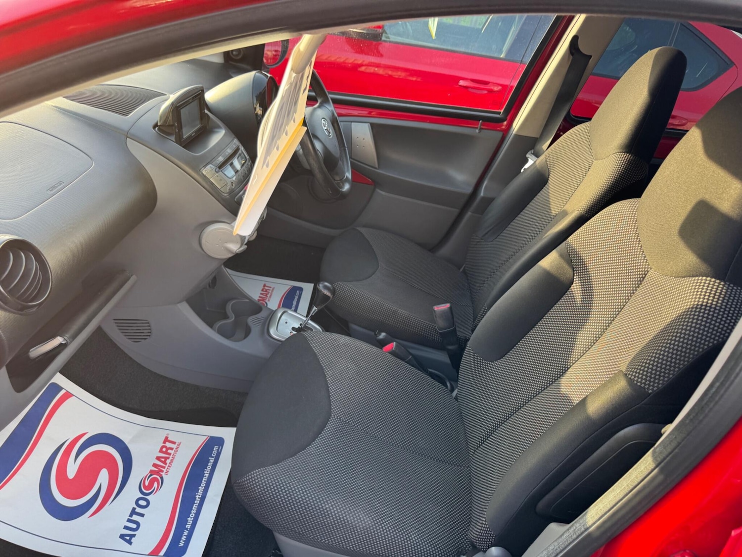 Used Toyota AYGO 2012 for sale - 78184955: Photo 27