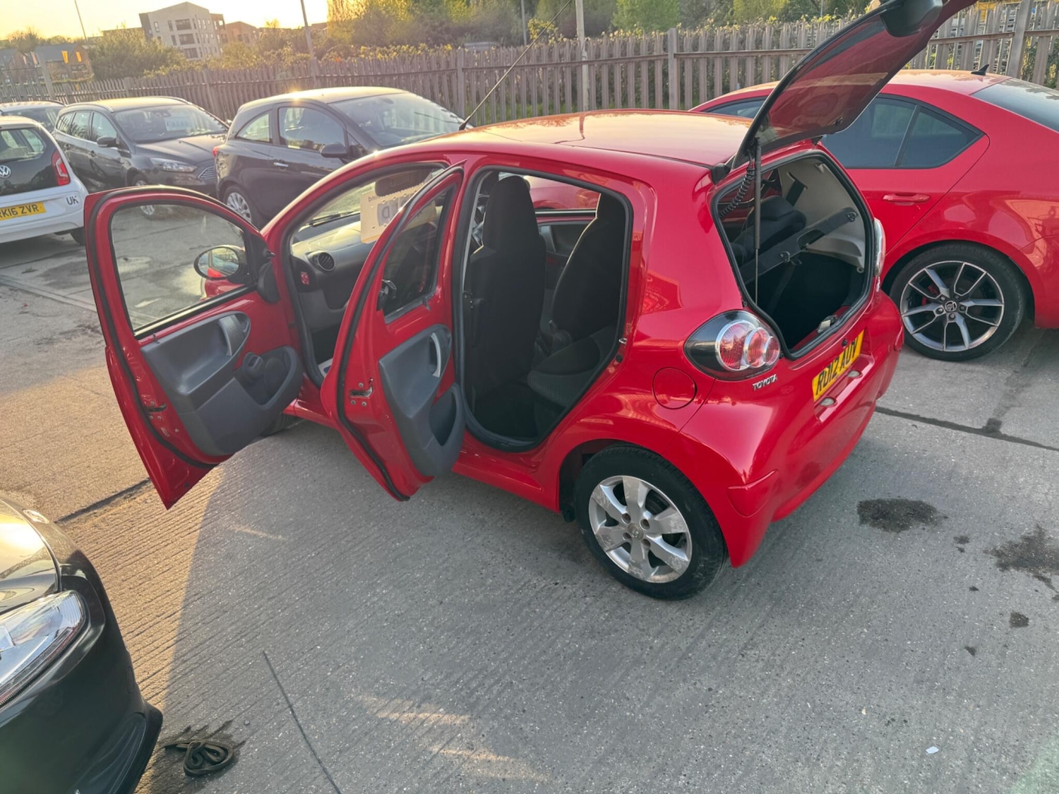 Used Toyota AYGO 2012 for sale - 78184955: Photo 31