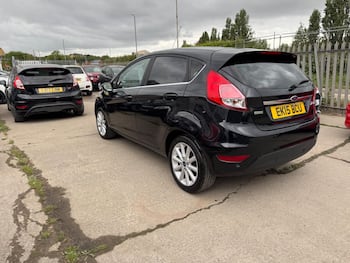 Used Ford Fiesta 2015 for sale - 79635062: Photo