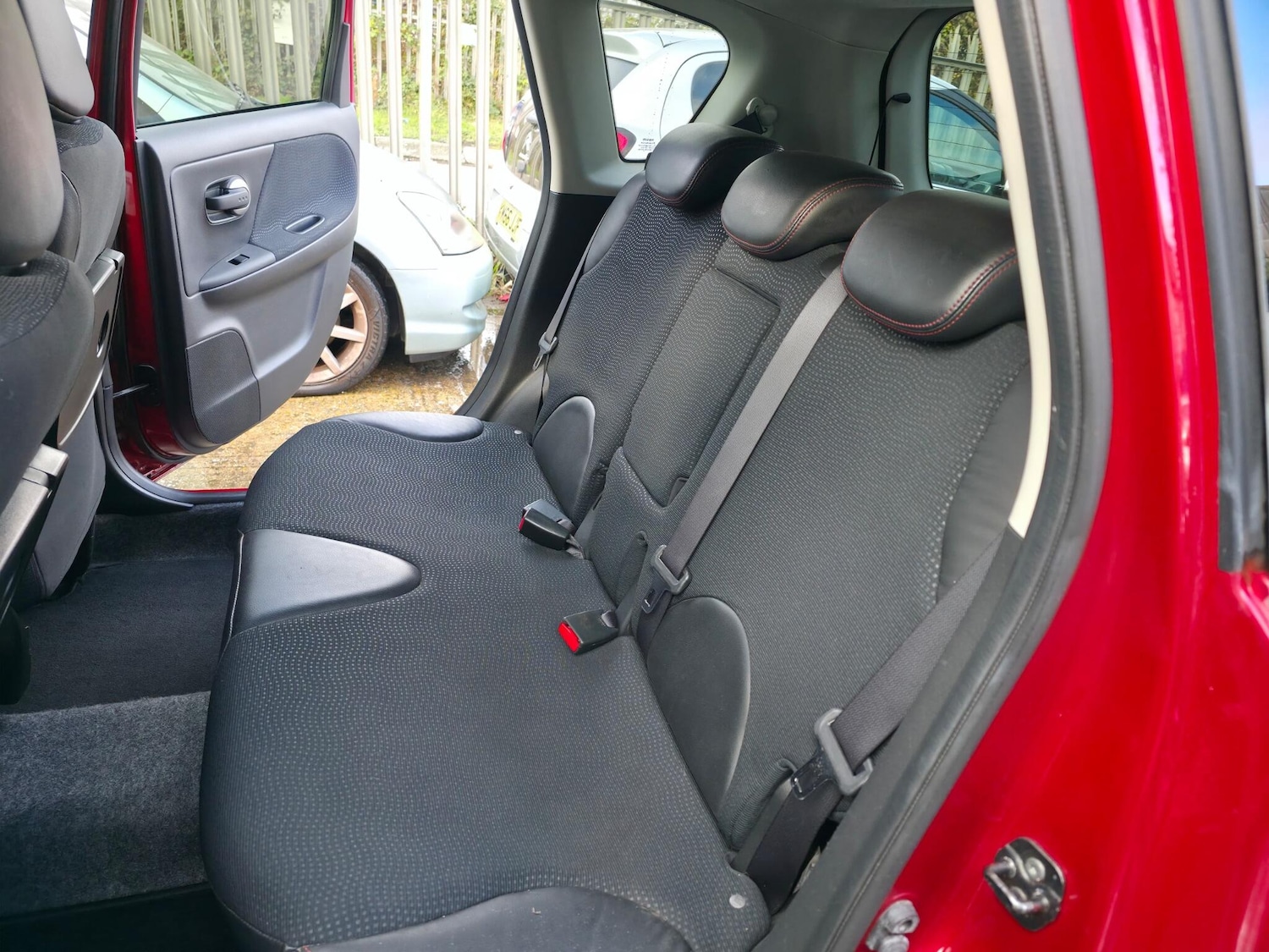 Used Nissan Note 2010 for sale - 76644797: Photo 19