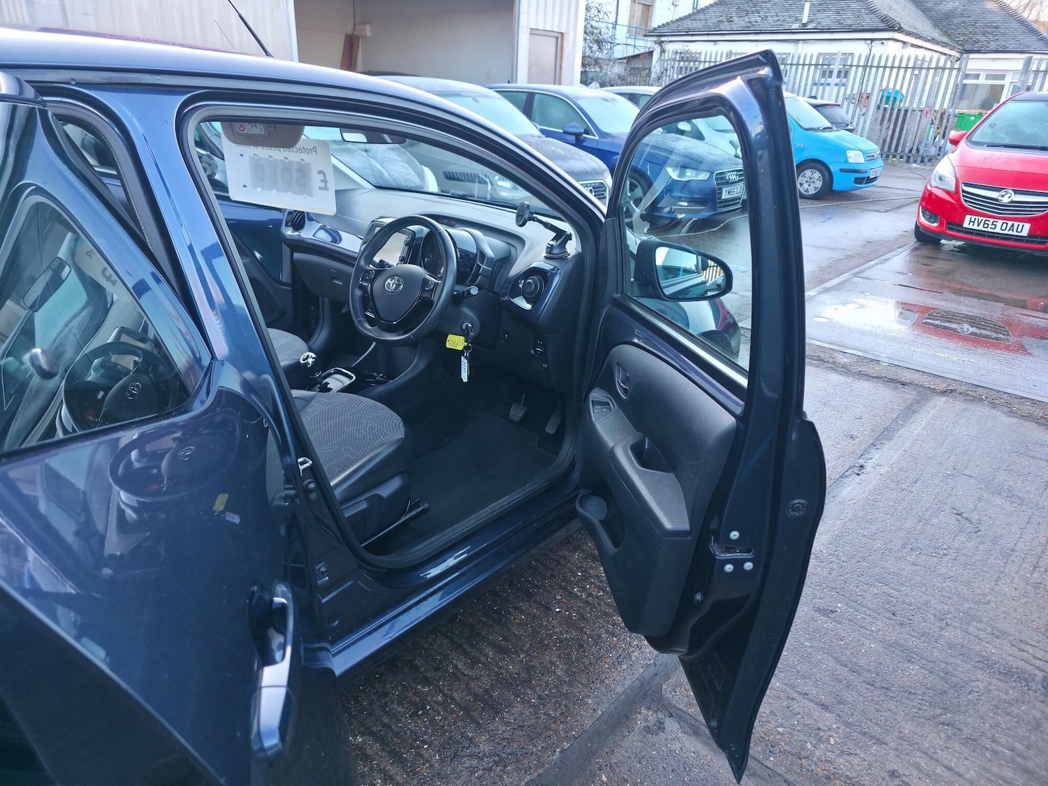 Used Toyota AYGO for sale - 77215076: Photo 18