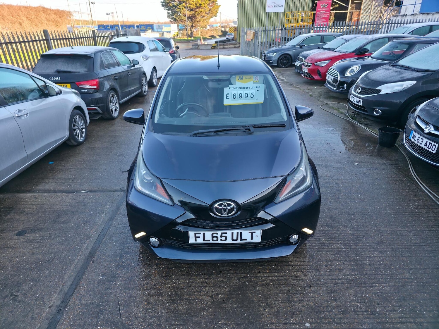 Used Toyota AYGO for sale - 77215076: Photo 2
