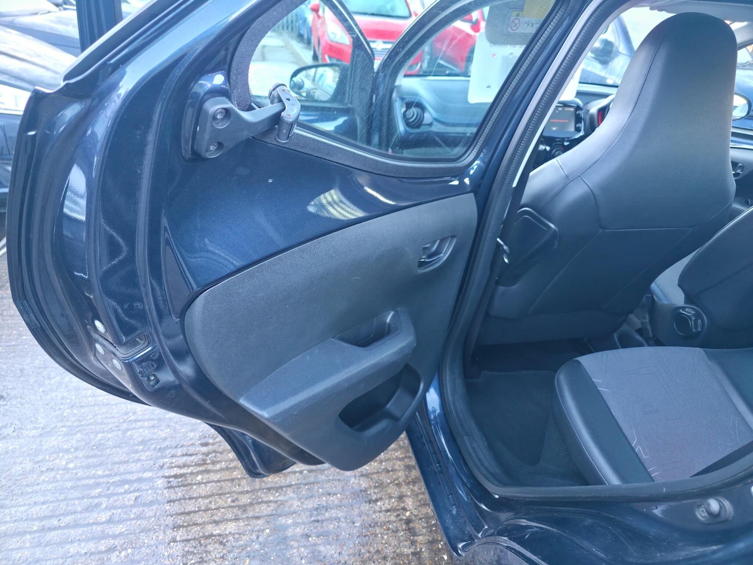 Used Toyota AYGO for sale - 77215076: Photo 24