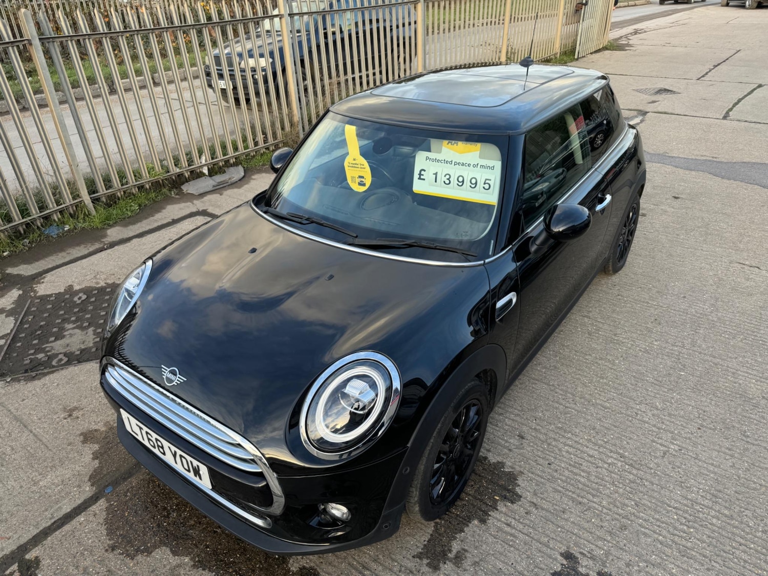 Used MINI Hatch 2018 for sale - 76638812: Photo 11