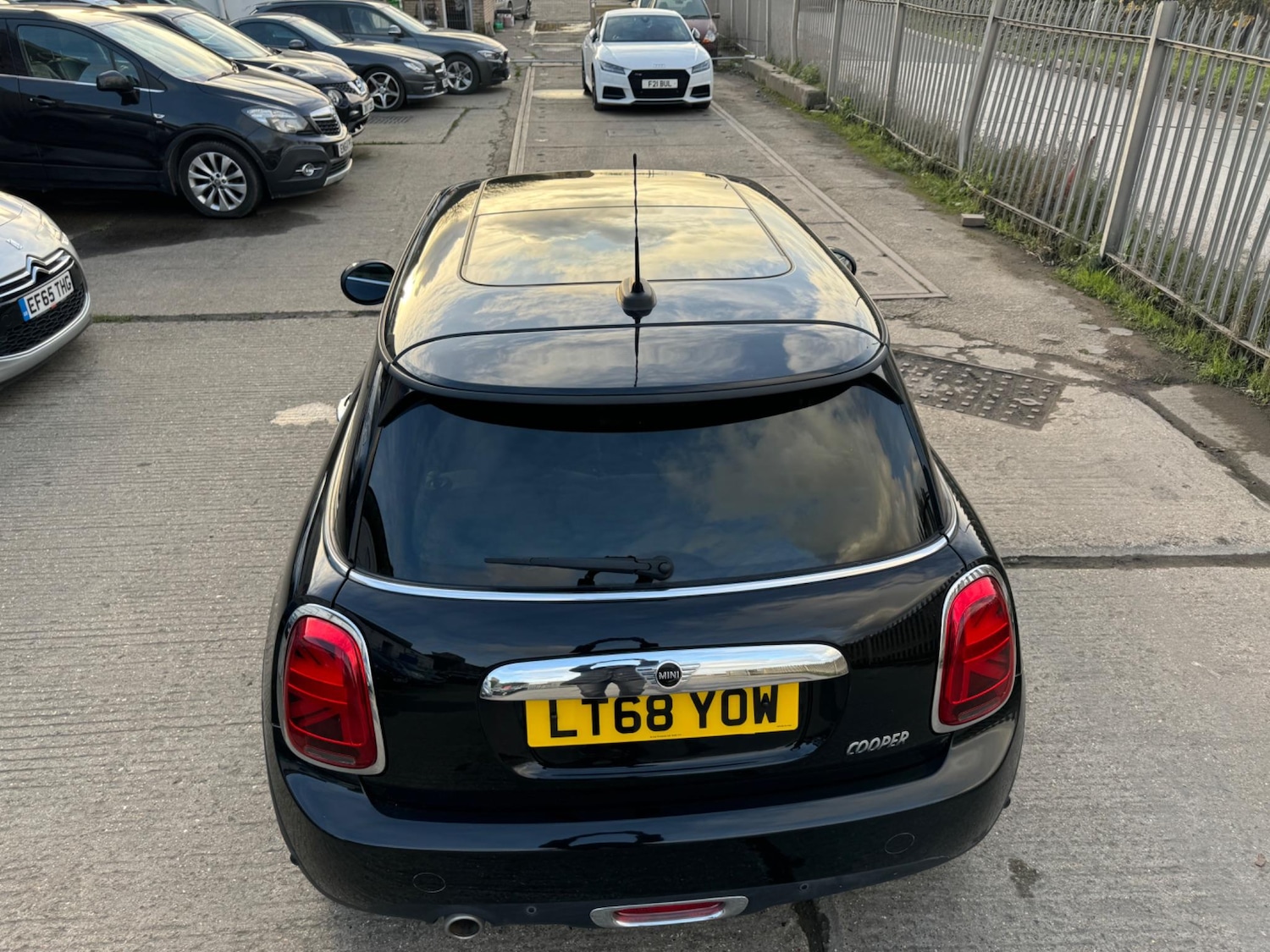 Used MINI Hatch 2018 for sale - 76638812: Photo 13