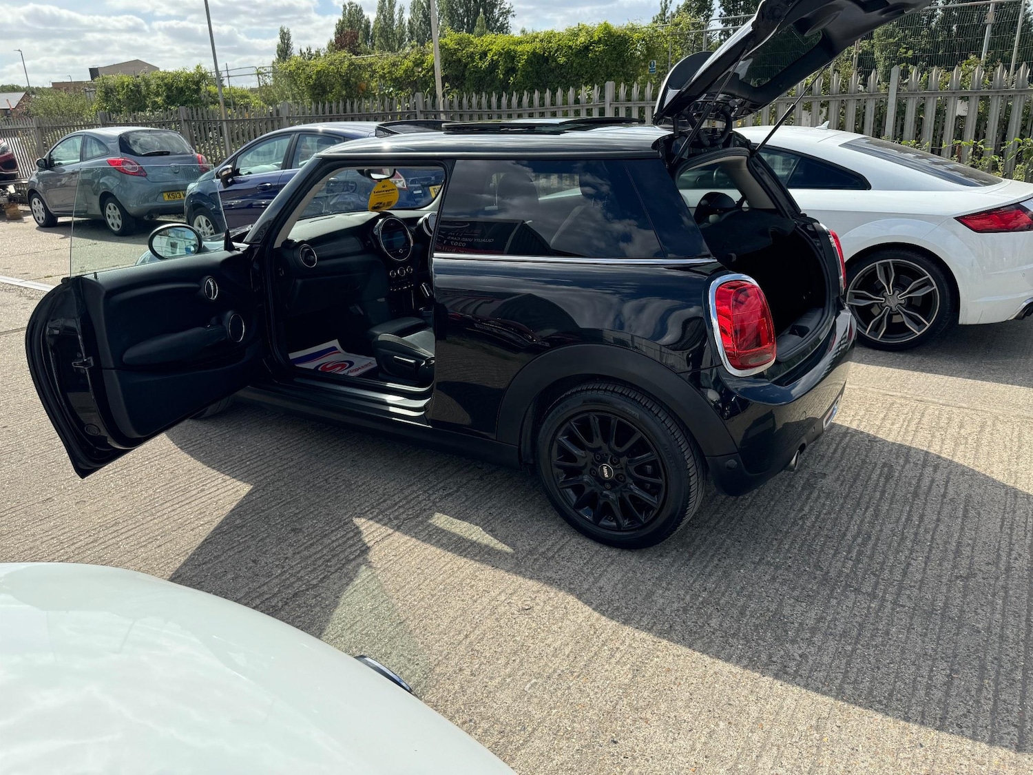 Used MINI Hatch 2018 for sale - 76638812: Photo 16