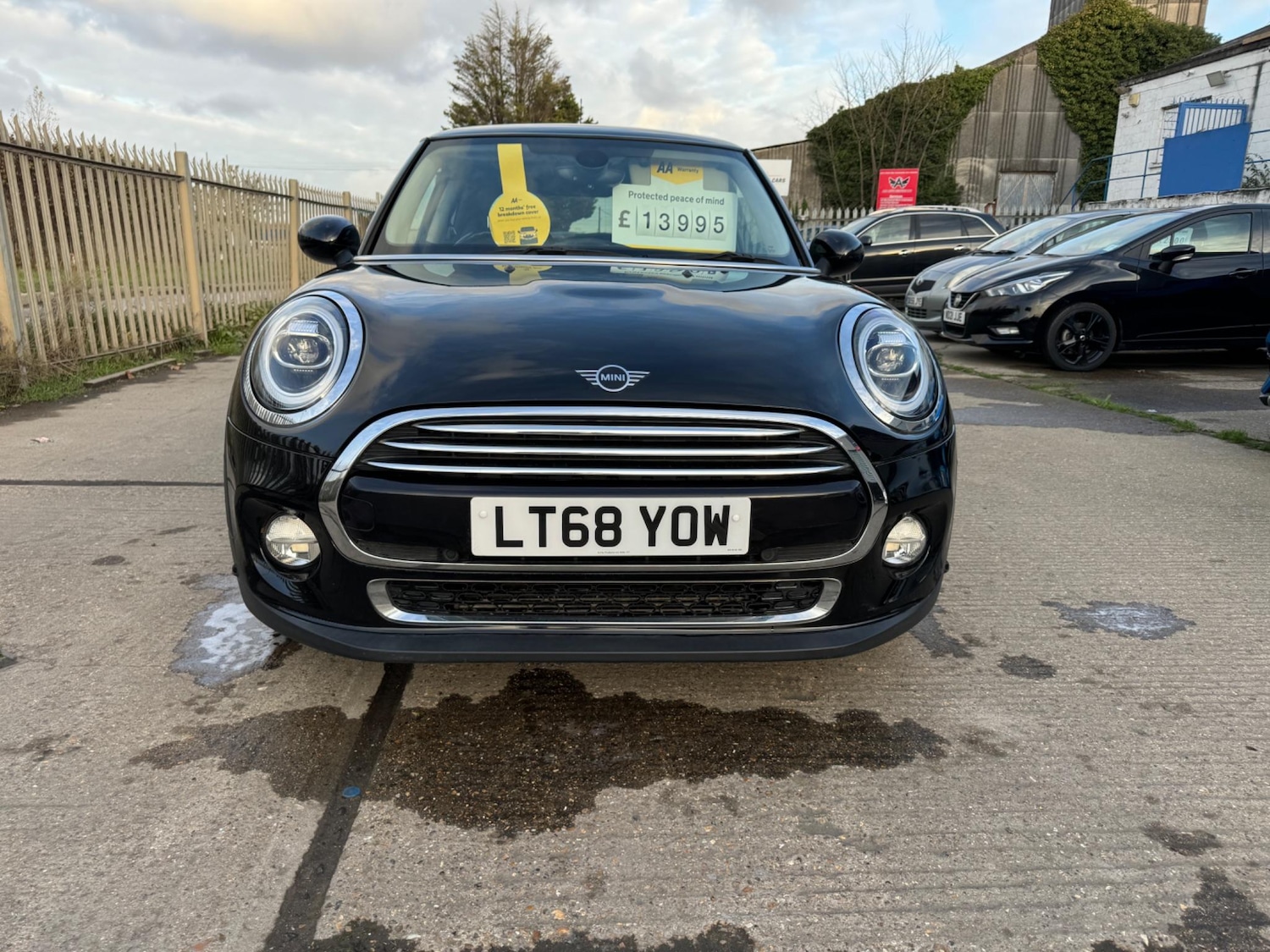 Used MINI Hatch 2018 for sale - 76638812: Photo 2