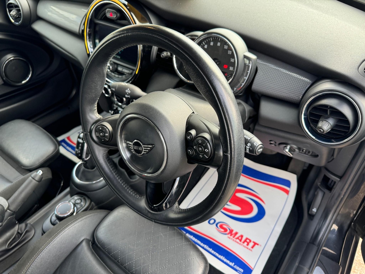 Used MINI Hatch 2018 for sale - 76638812: Photo 23