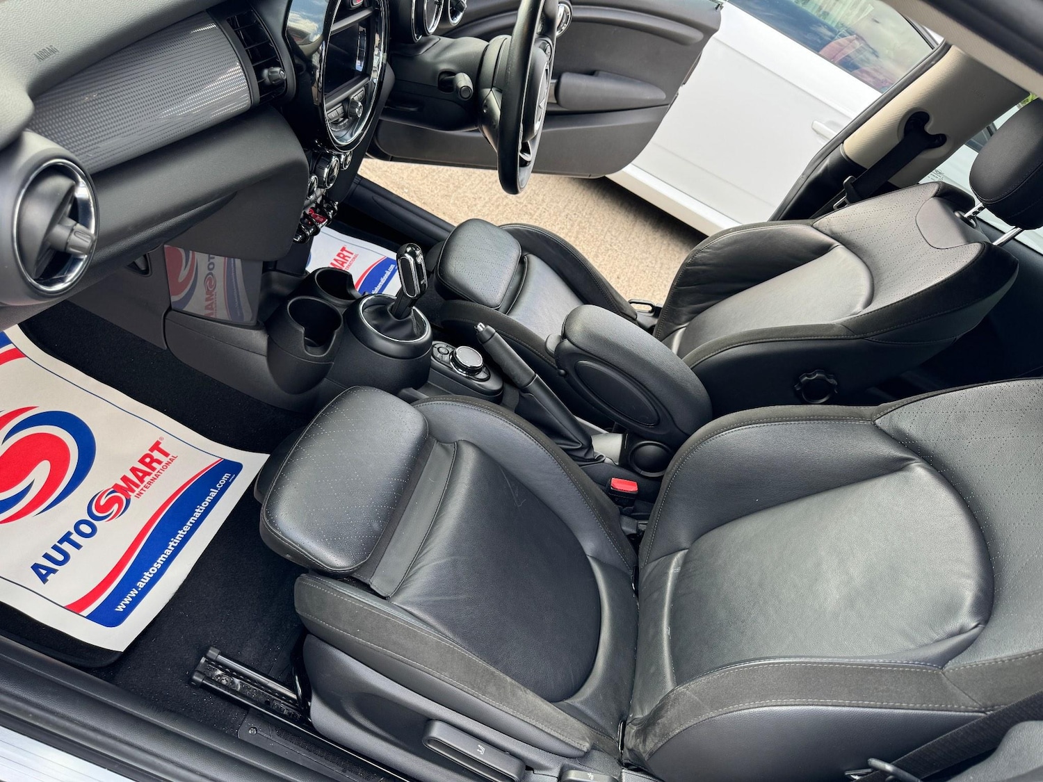 Used MINI Hatch 2018 for sale - 76638812: Photo 26