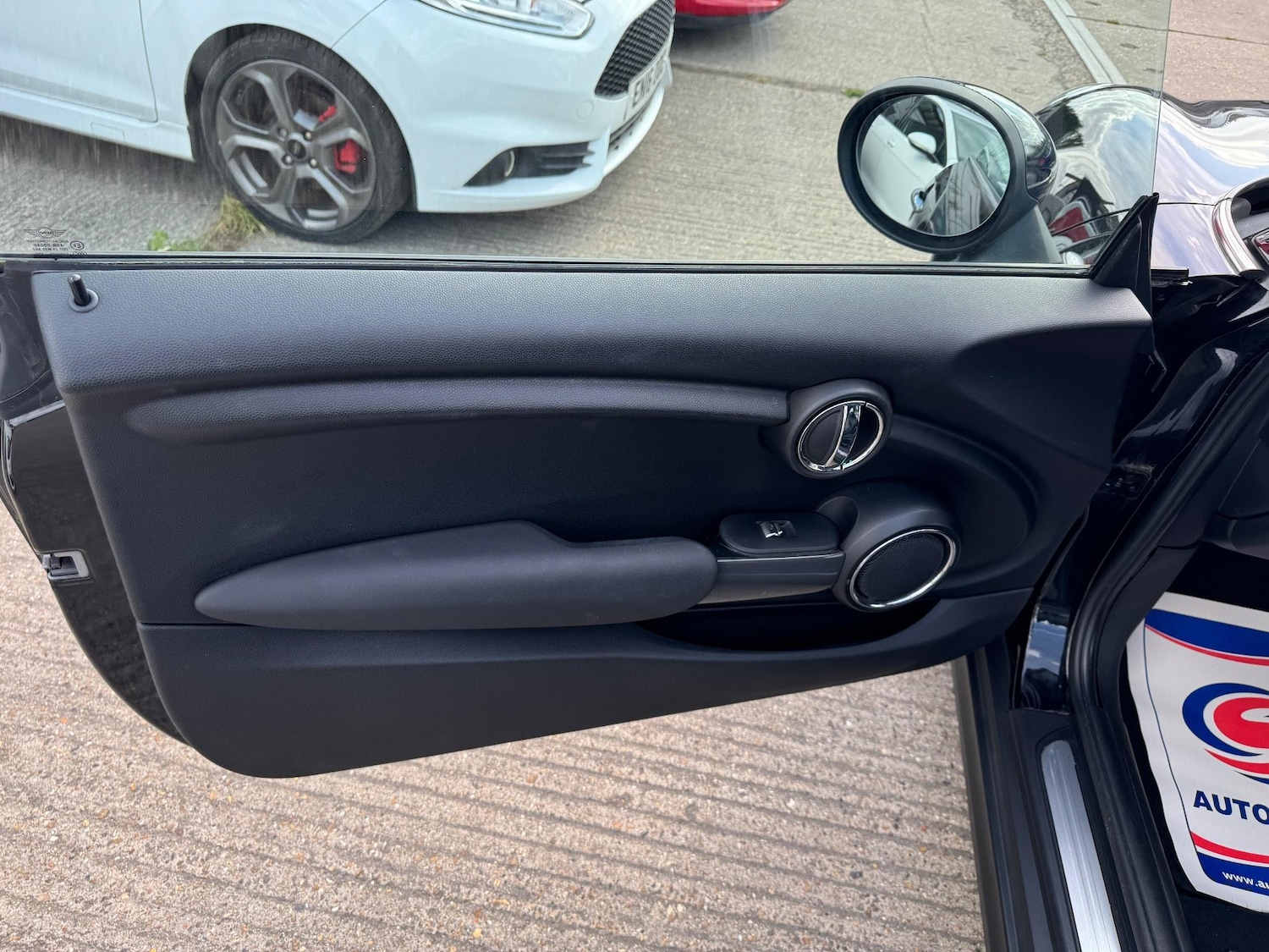 Used MINI Hatch 2018 for sale - 76638812: Photo 27