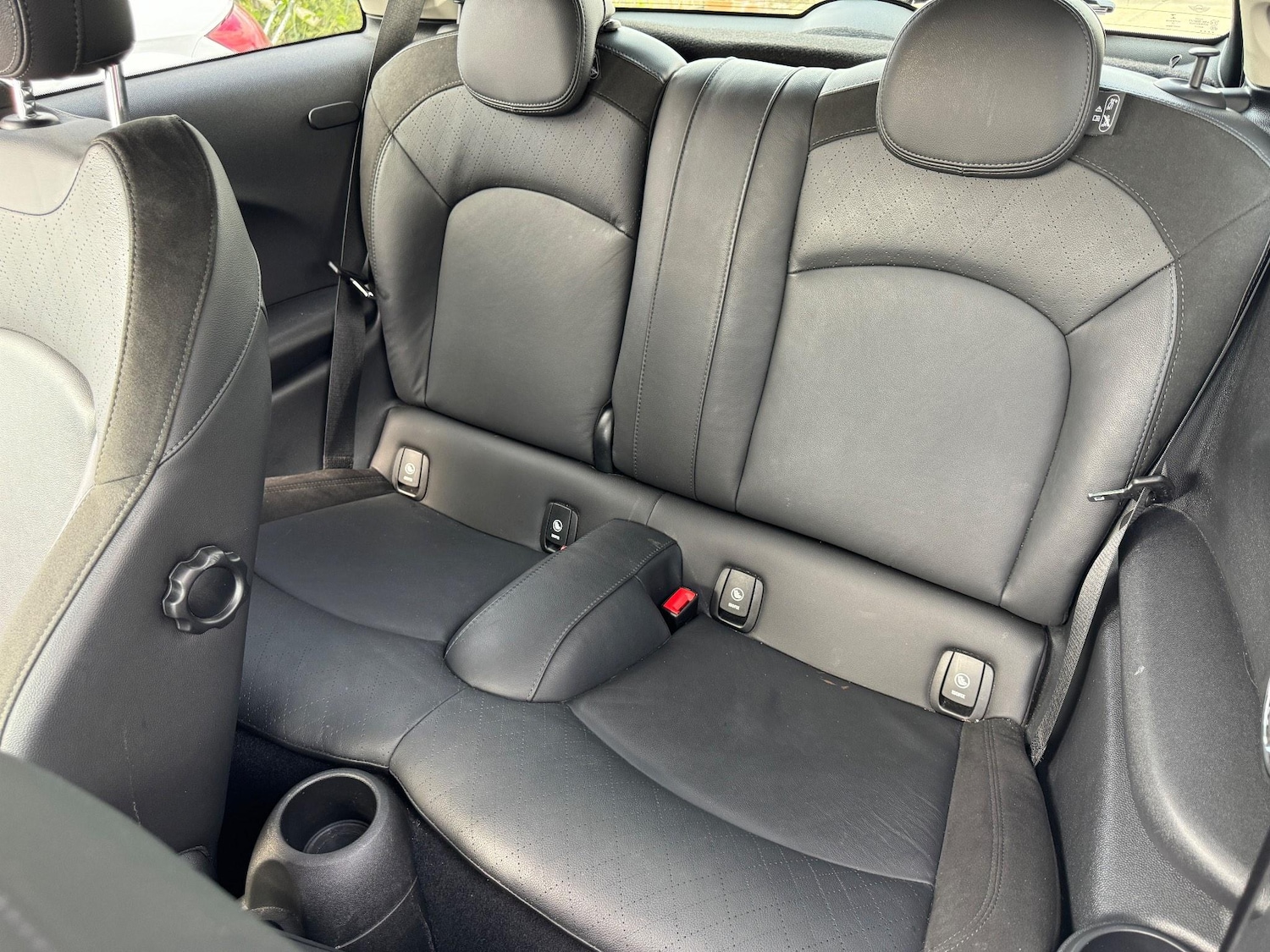 Used MINI Hatch 2018 for sale - 76638812: Photo 28