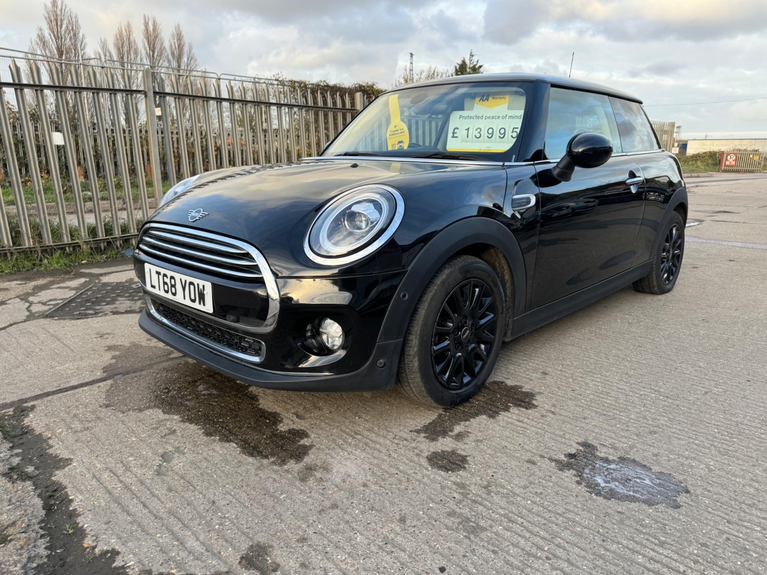 Used MINI Hatch 2018 for sale - 76638812: Photo 3