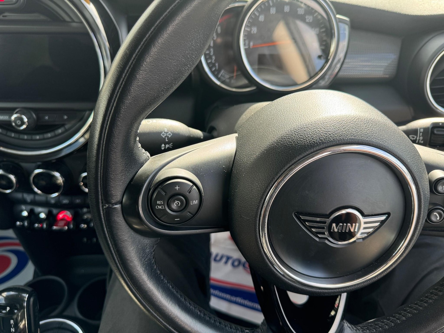 Used MINI Hatch 2018 for sale - 76638812: Photo 38