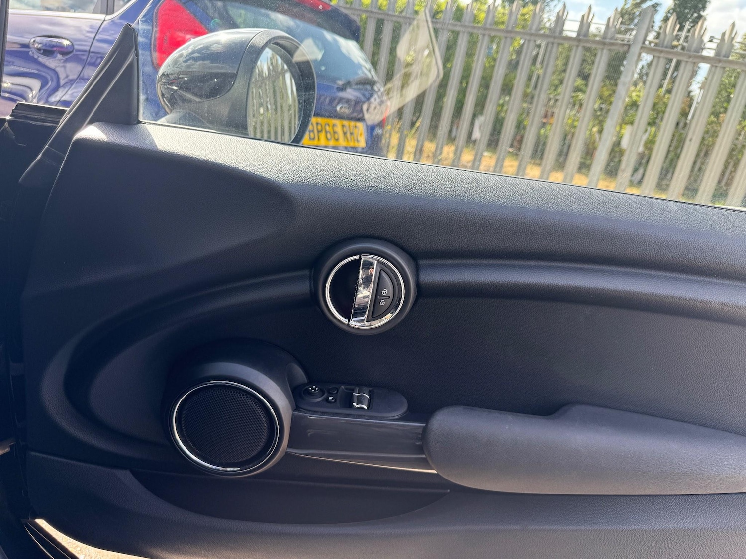 Used MINI Hatch 2018 for sale - 76638812: Photo 44