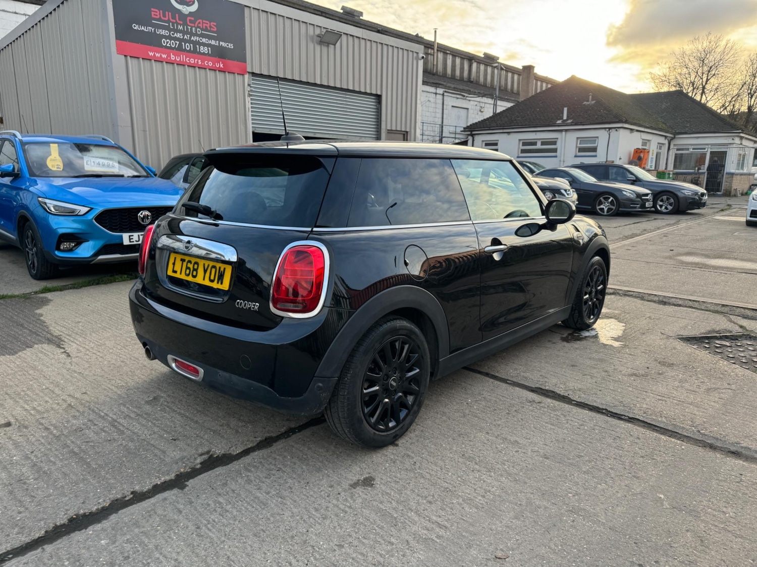 Used MINI Hatch 2018 for sale - 76638812: Photo 6