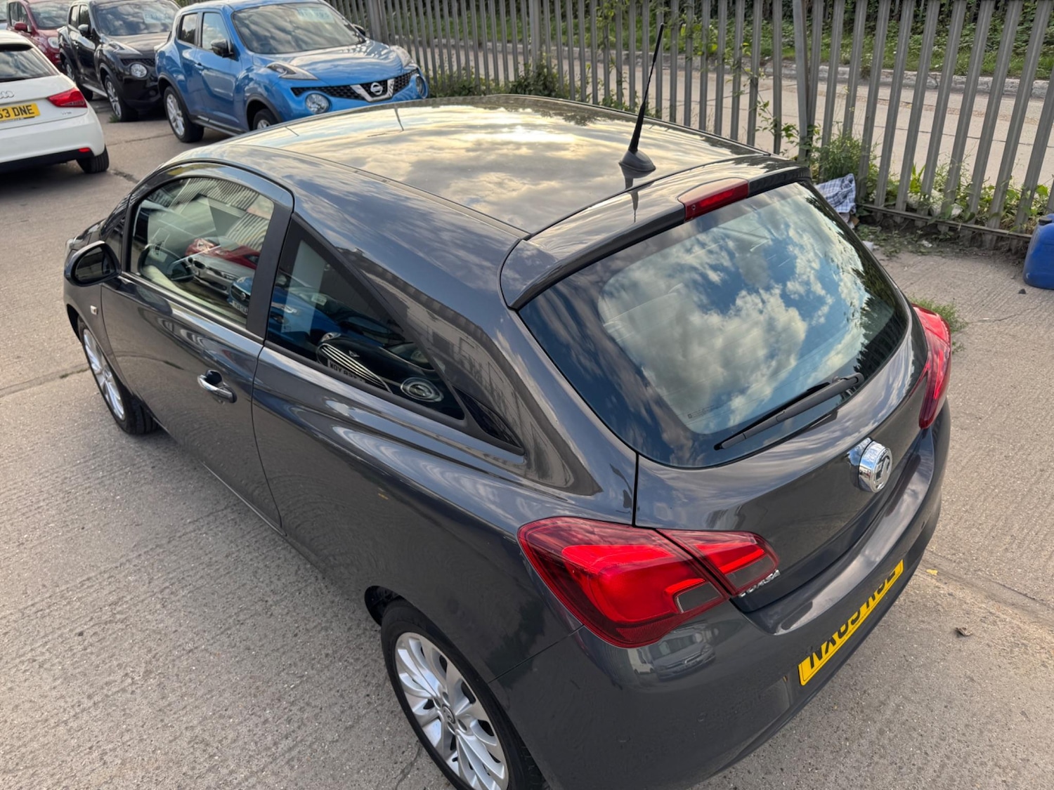 Used Vauxhall Corsa 2015 for sale - 76638816: Photo 10