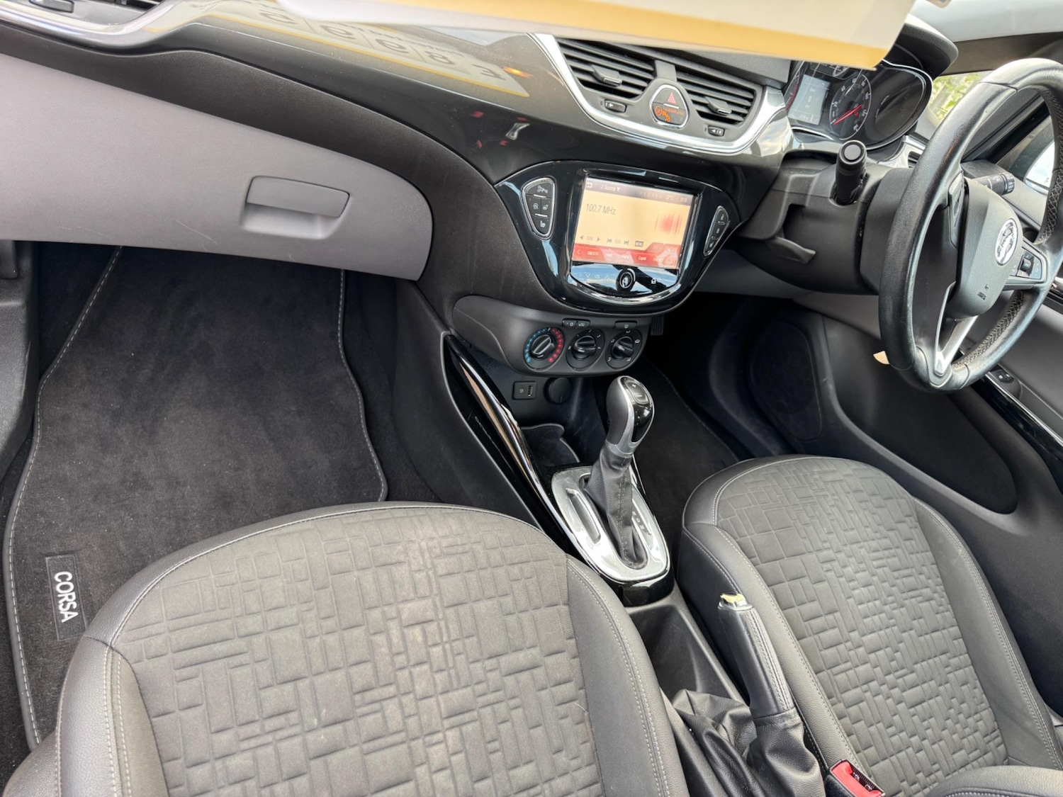 Used Vauxhall Corsa 2015 for sale - 76638816: Photo 23