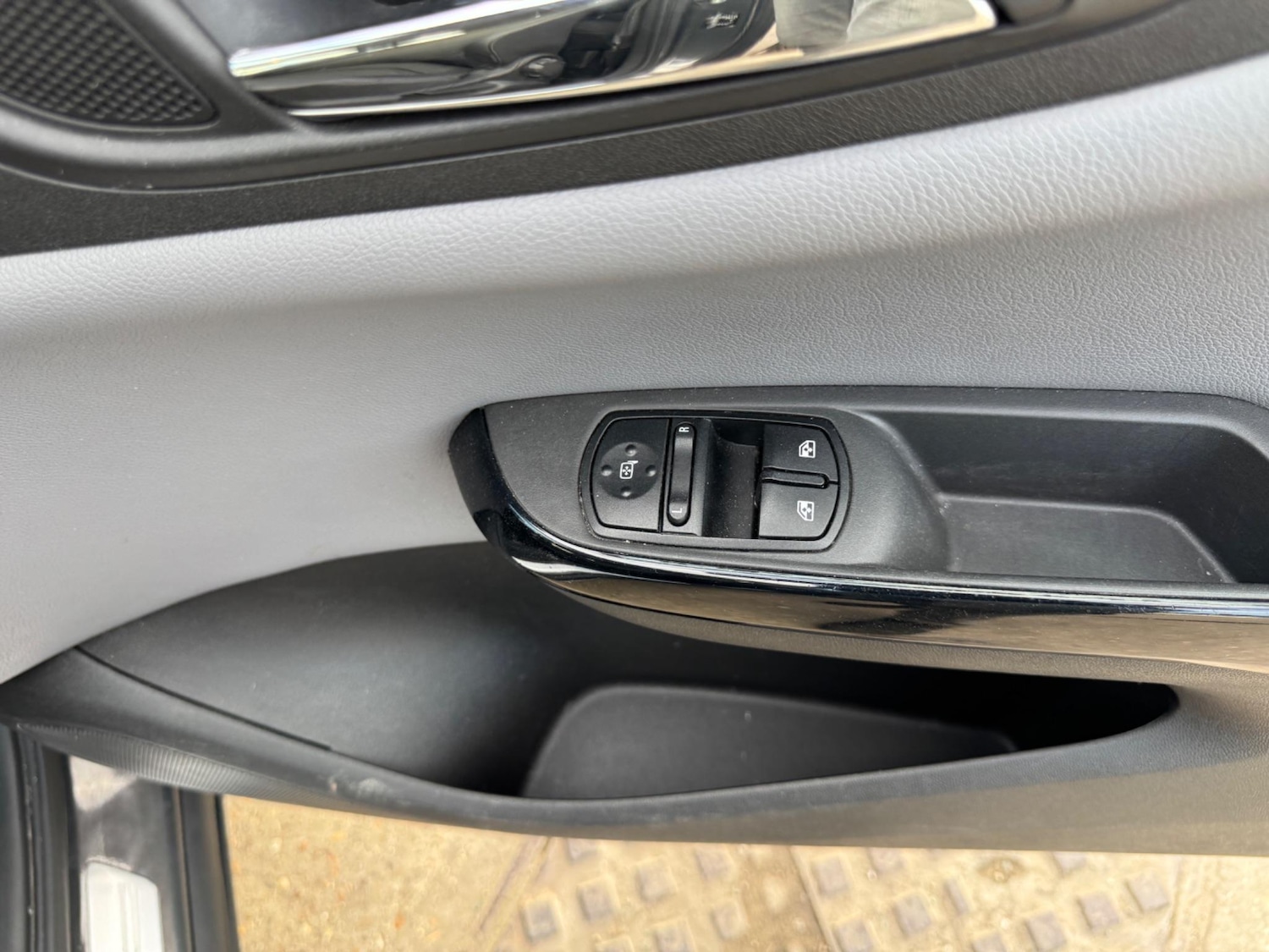 Used Vauxhall Corsa 2015 for sale - 76638816: Photo 25