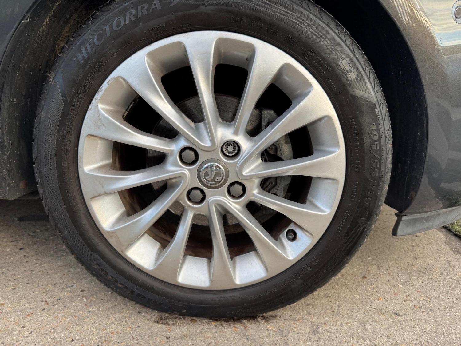 Used Vauxhall Corsa 2015 for sale - 76638816: Photo 35