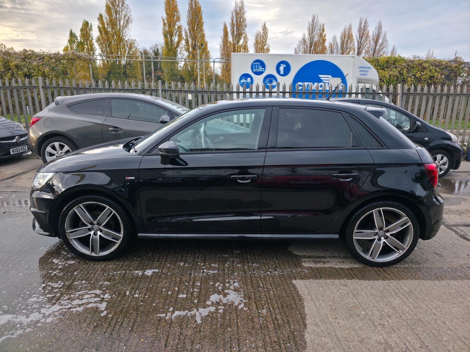 Used Audi A1 2015 for sale - 76638817: Photo 9