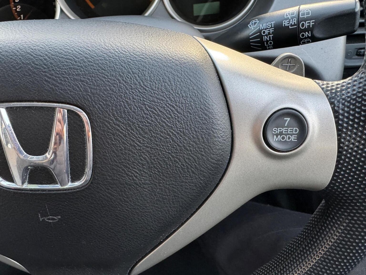 Used Honda Jazz 2009 for sale - 76205644: Photo 25