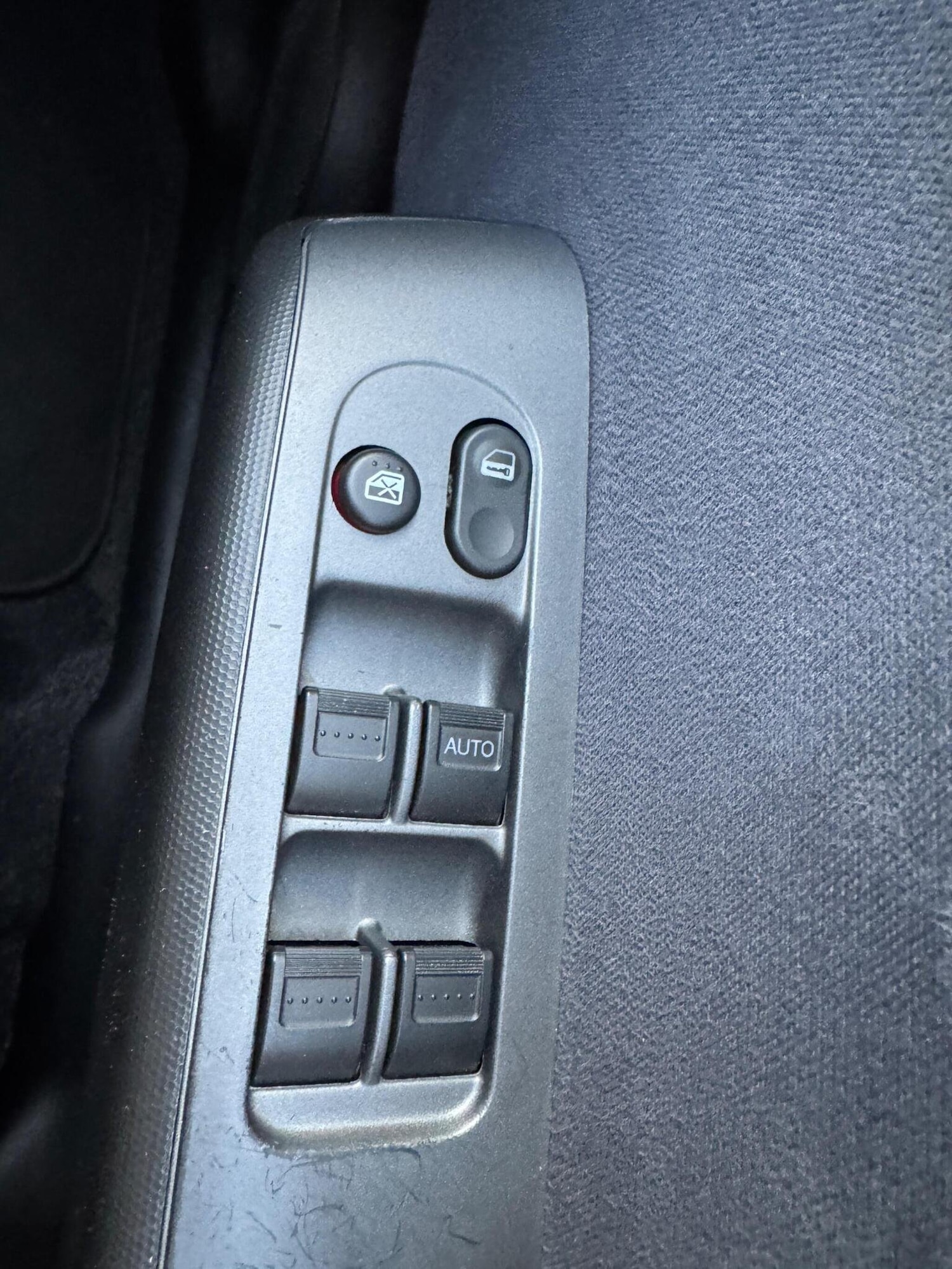 Used Honda Jazz 2009 for sale - 76205644: Photo 27