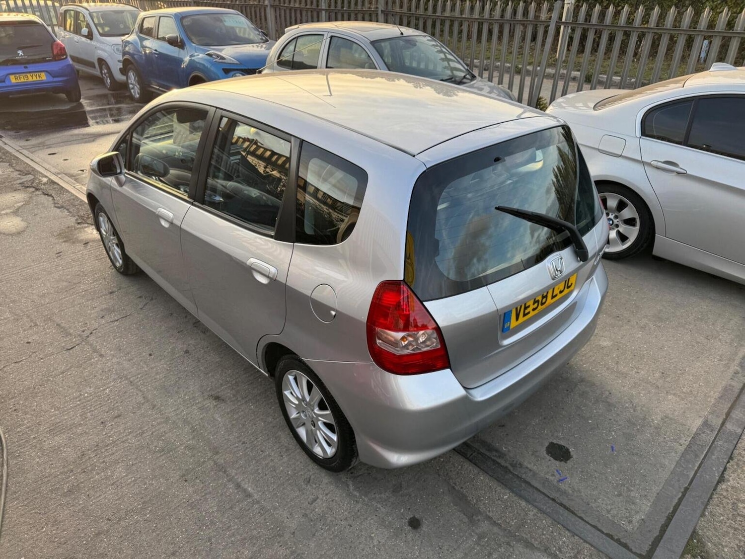 Used Honda Jazz 2009 for sale - 76205644: Photo 8