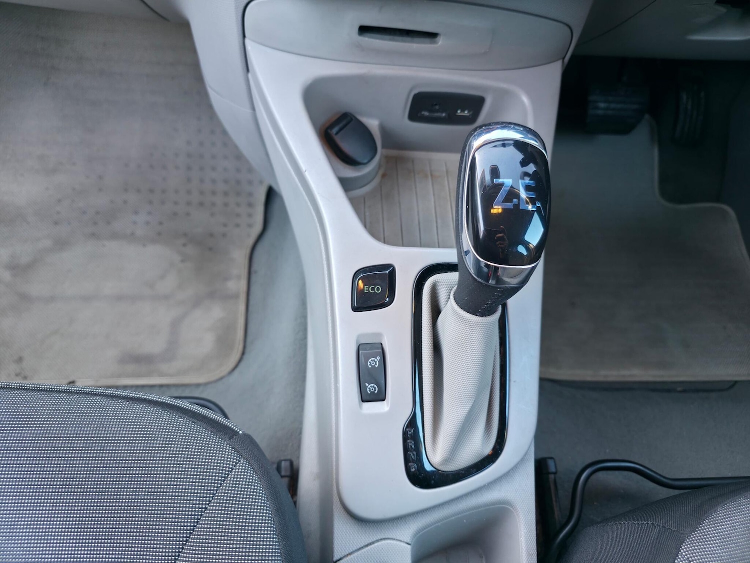 Used Renault Zoe for sale - 77017102: Photo 17