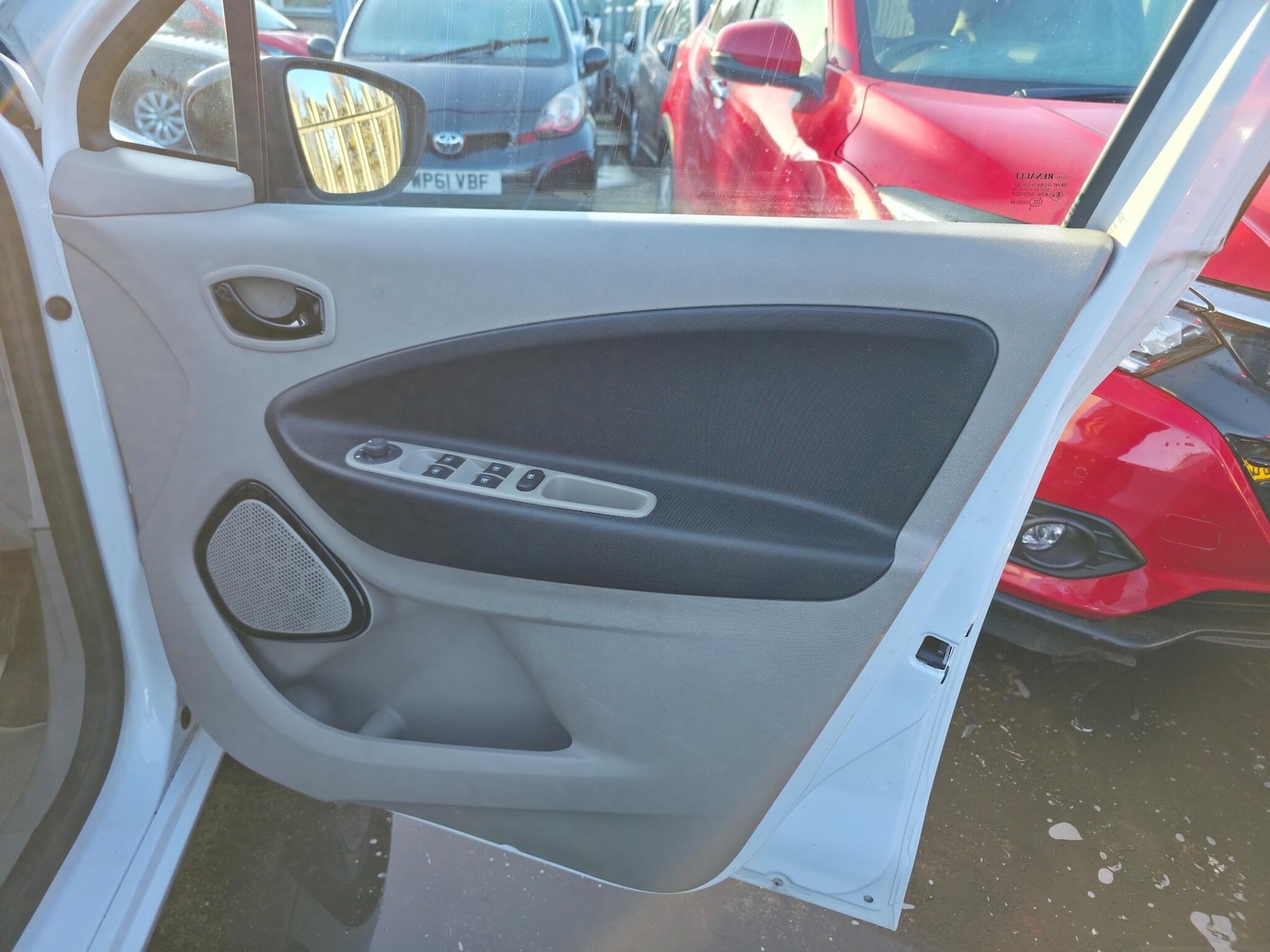 Used Renault Zoe for sale - 77017102: Photo 23