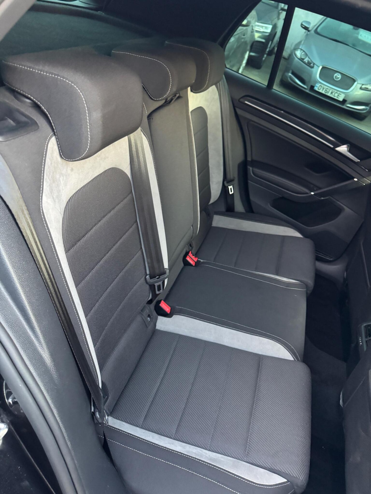 Used Volkswagen Golf 2017 for sale - 76521130: Photo 24