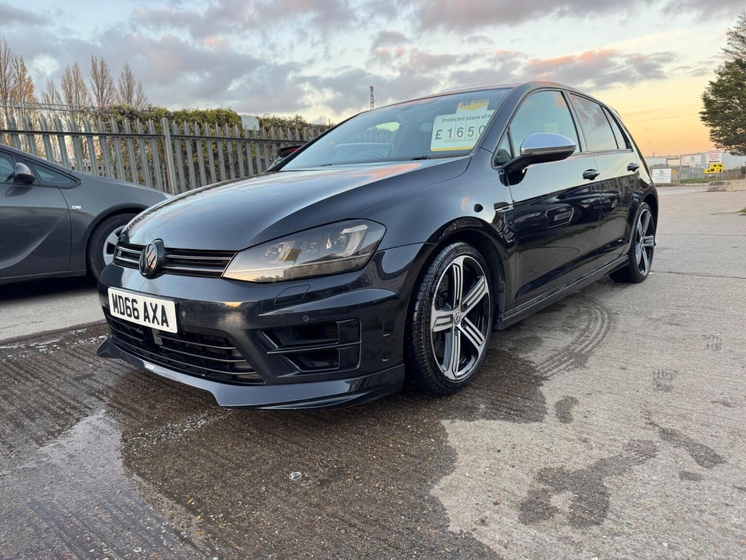 Used Volkswagen Golf 2017 for sale - 76521130: Photo 3
