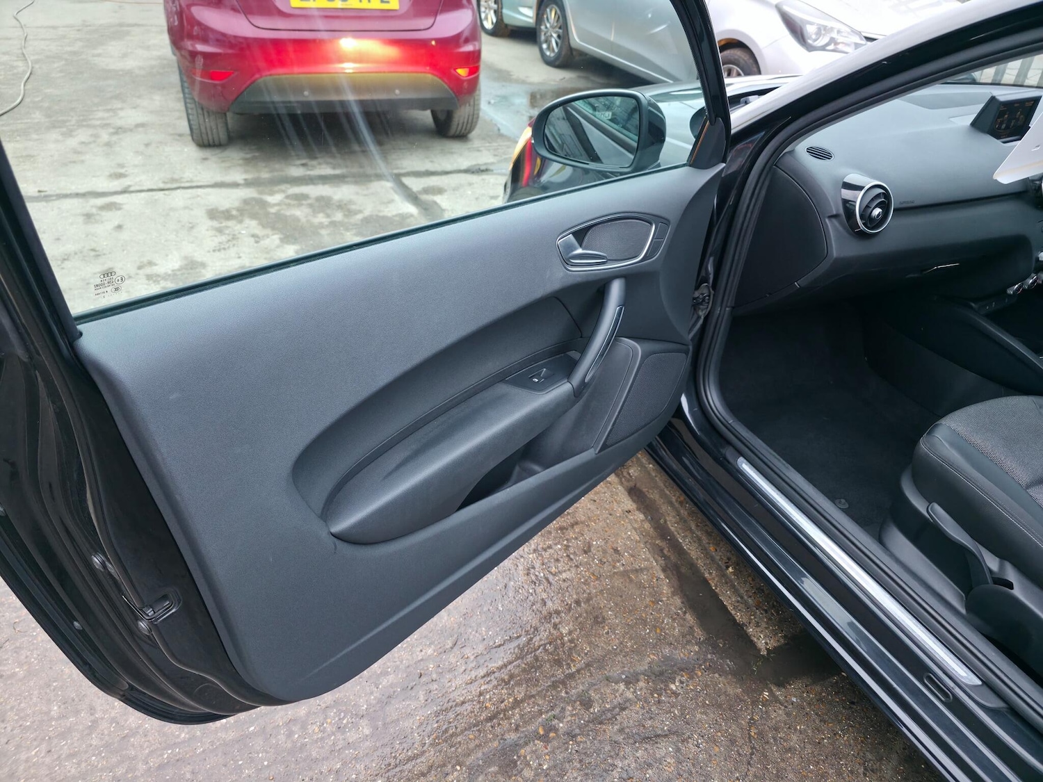 Used Audi A1 2013 for sale - 76975843: Photo 22