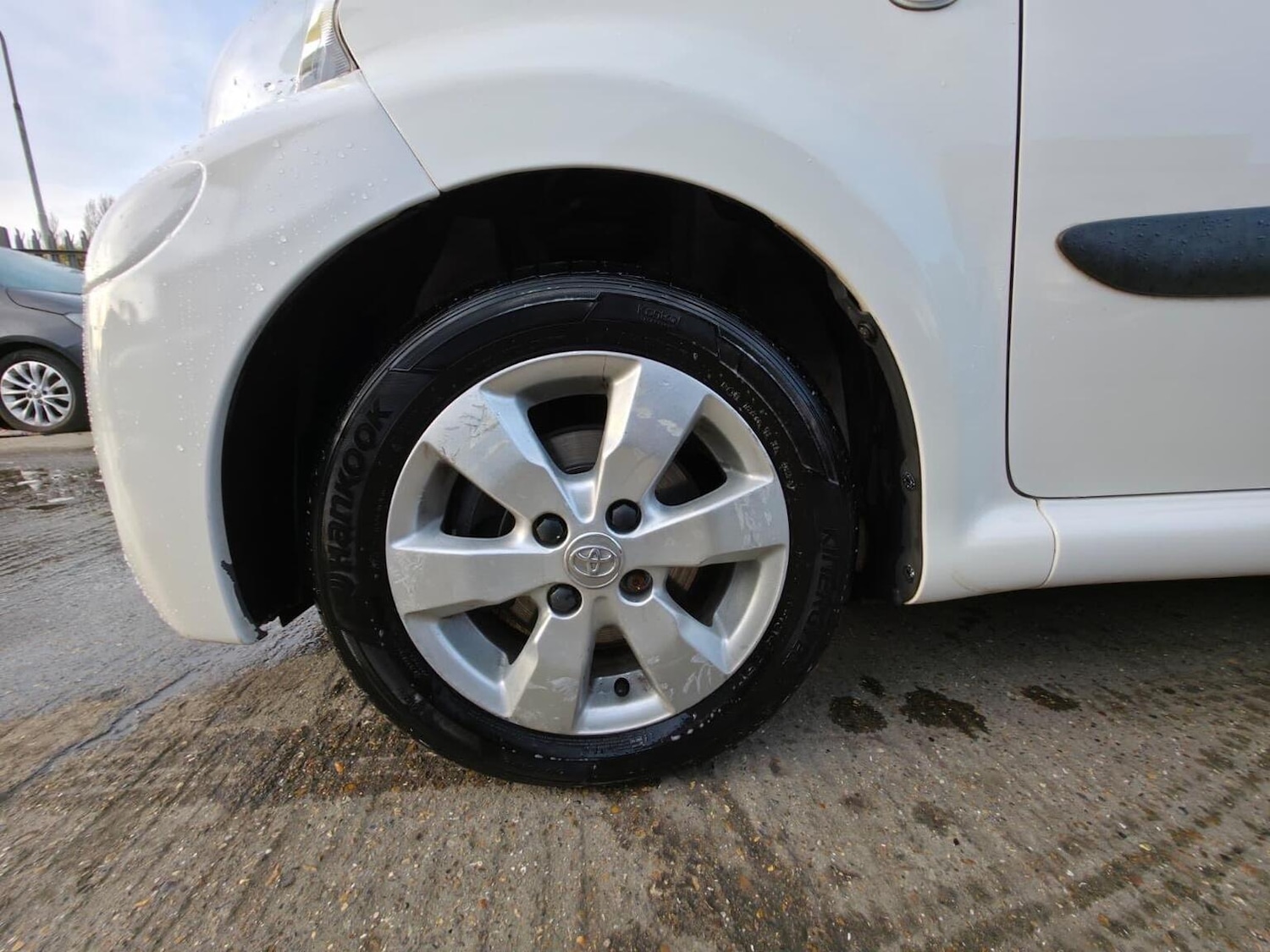 Used Toyota AYGO 2013 for sale - 76559915: Photo 30