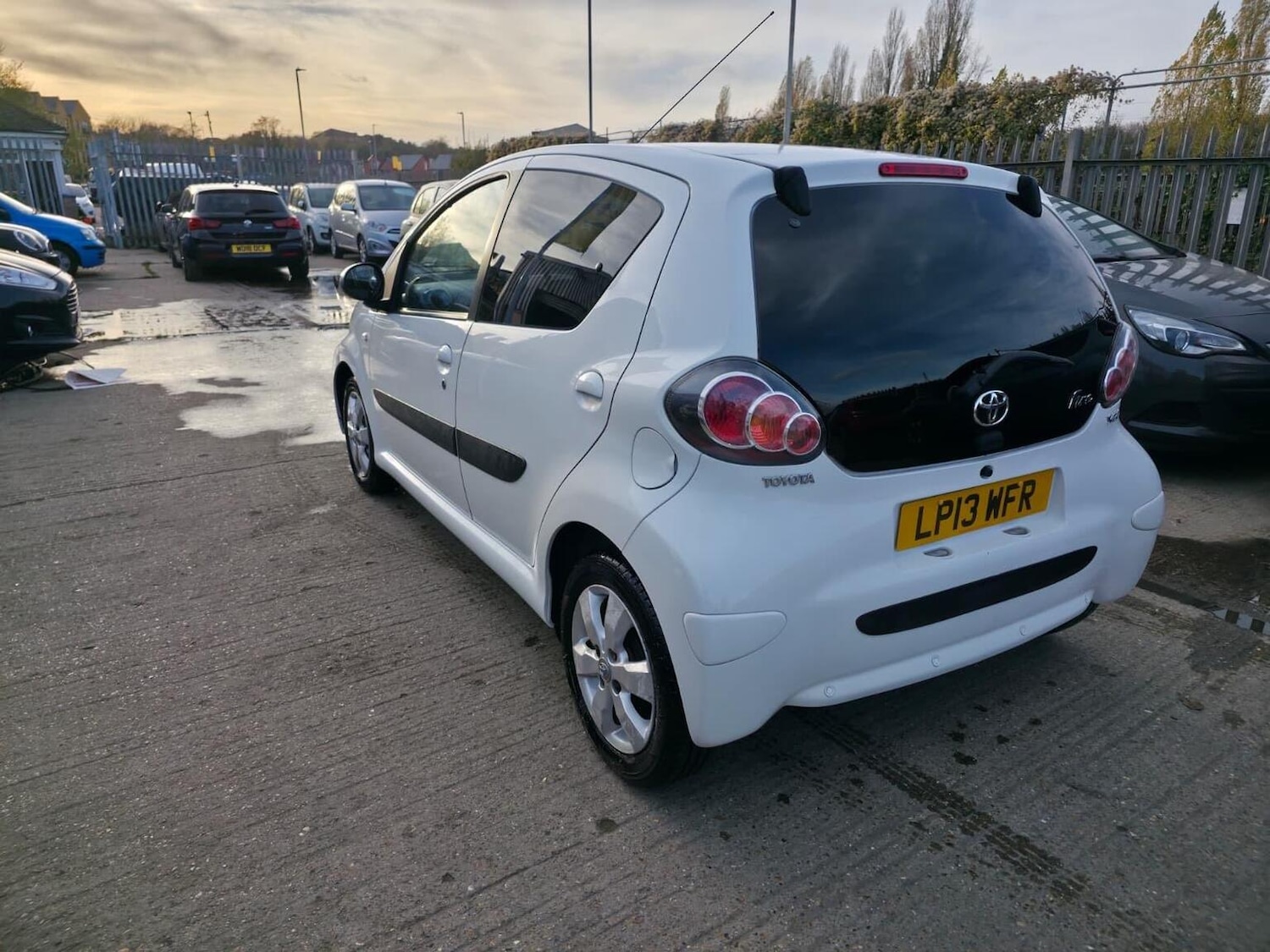 Used Toyota AYGO 2013 for sale - 76559915: Photo 8