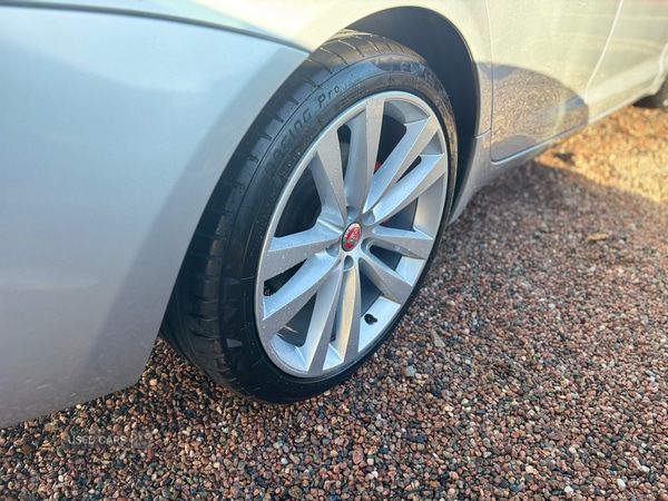 Used Jaguar XJ 2013 for sale - 76690151: Photo 6