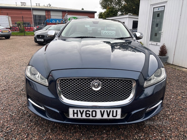 Used Jaguar XJ 2010 for sale - 76458365: Photo 2