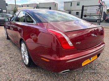 Used Jaguar XJ 2011 for sale - 76043471: Photo