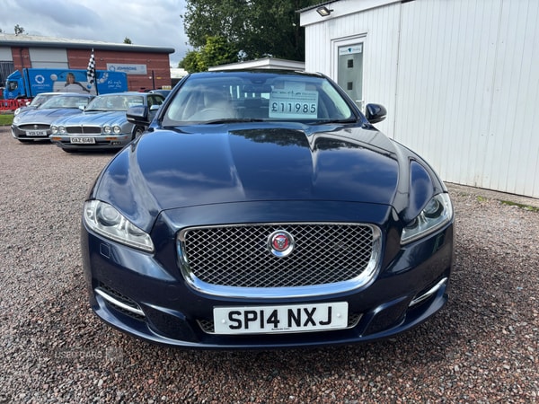Used Jaguar XJ 2014 for sale - 75388757: Photo 2