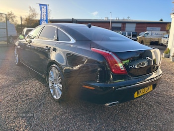 Used Jaguar XJ 2013 for sale - 76690518: Photo