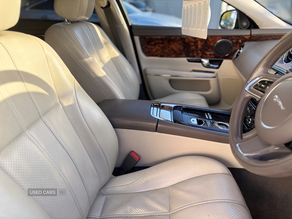 Used Jaguar XJ 2013 for sale - 76690518: Photo 8